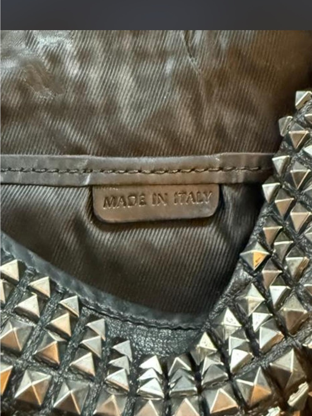 RARE Burberry Black Pyramid-Stud Hobo Shoulder Bag - Picture 5 of 5